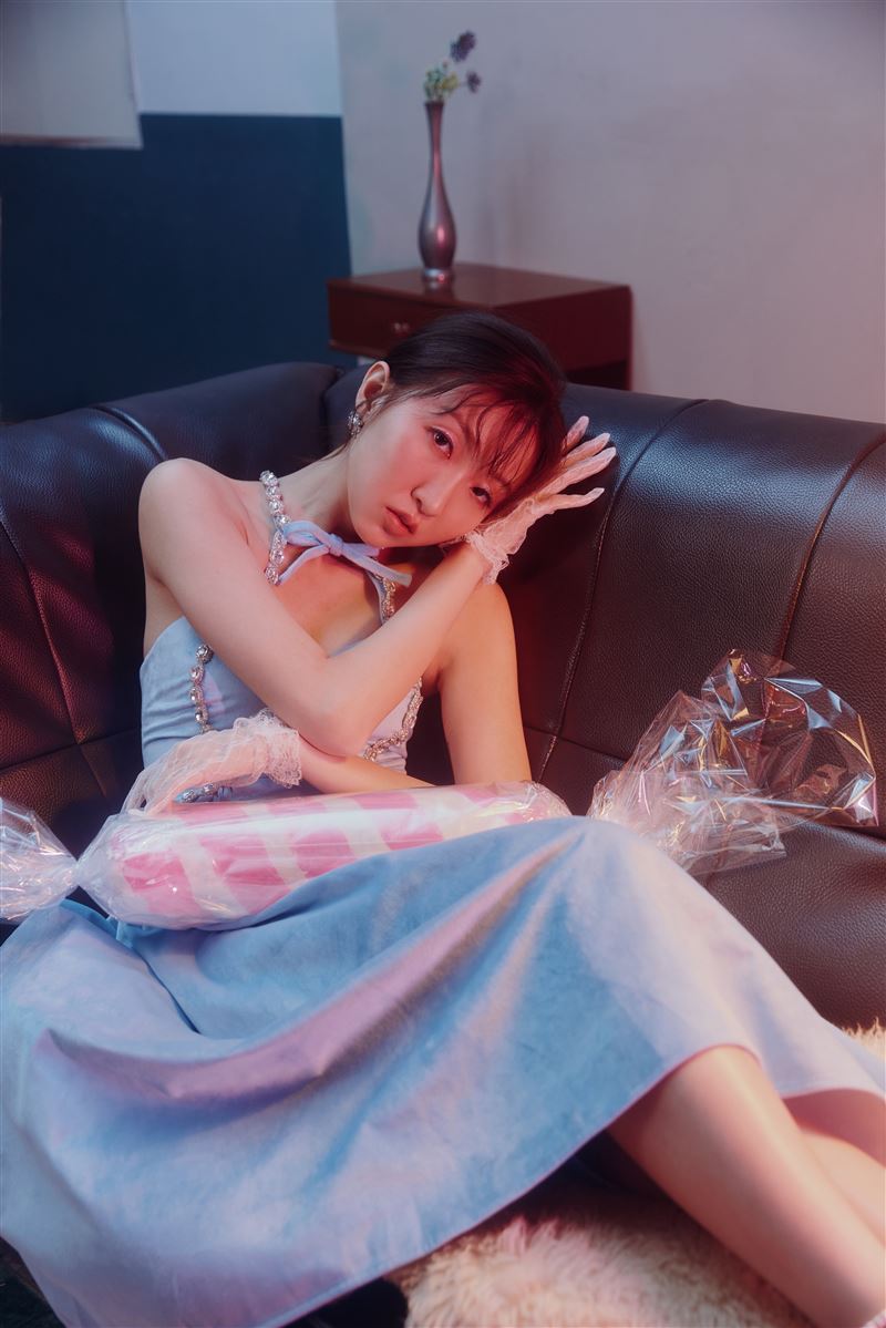 藍婷出道前曾在電台Pop Radio工作。(圖/宇宙信號提供)