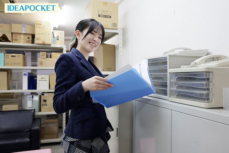 能力超专业的总裁秘书下海了!「光滑白虎美肌」看点满满!